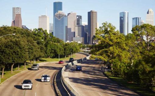 How To Go About Booking A Houston Cheap Car Rental Deal?