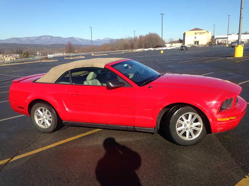red 2008 ford mustang convertible