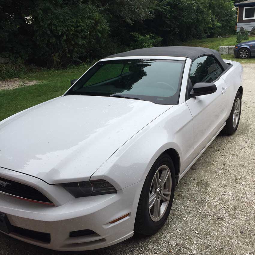white 2014 ford mustang v6 automatic