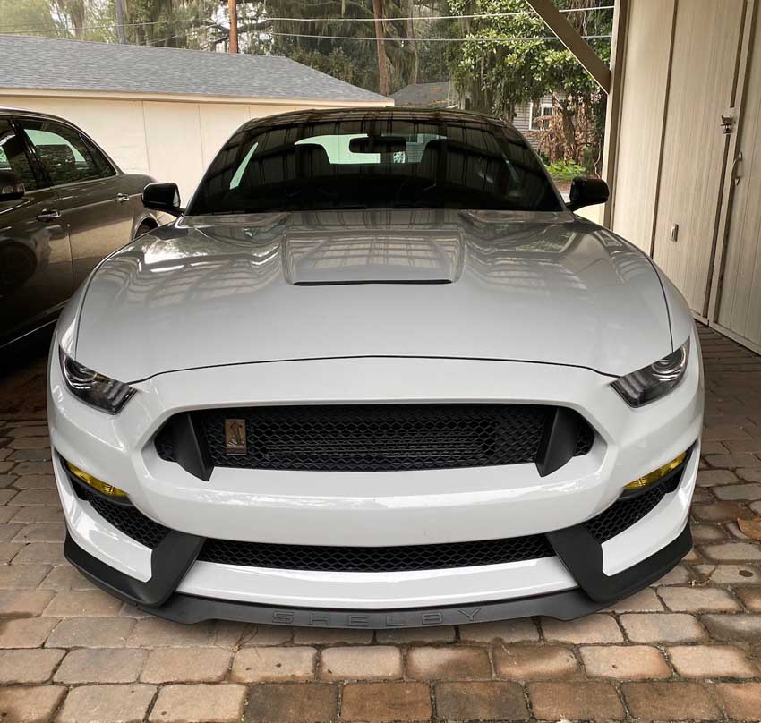 Avalanche gray gt350