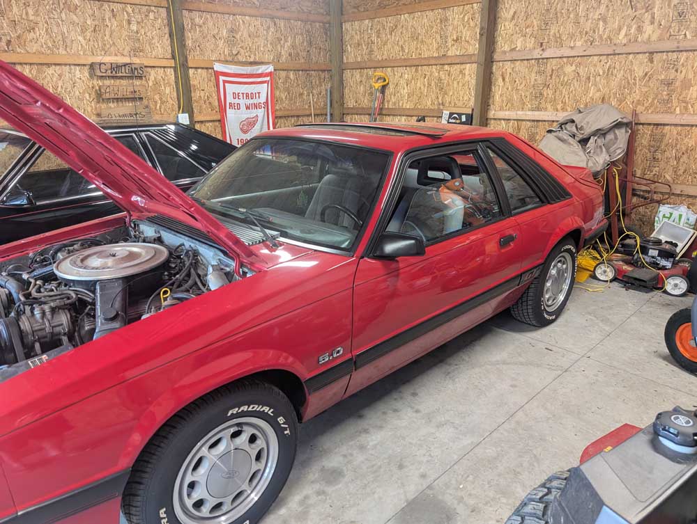 3rd gen red 1985 Ford Mustang manual hatchback 5.0 V8 For Sale