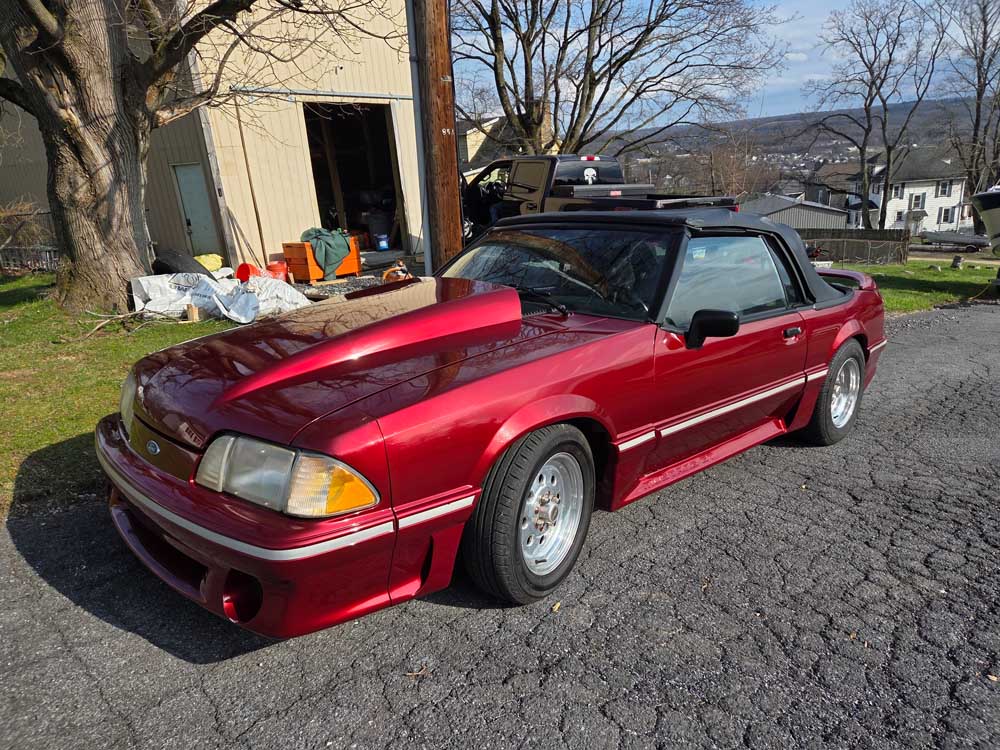 3rd gen red 1993 Ford Mustang GT Premium convertible For Sale